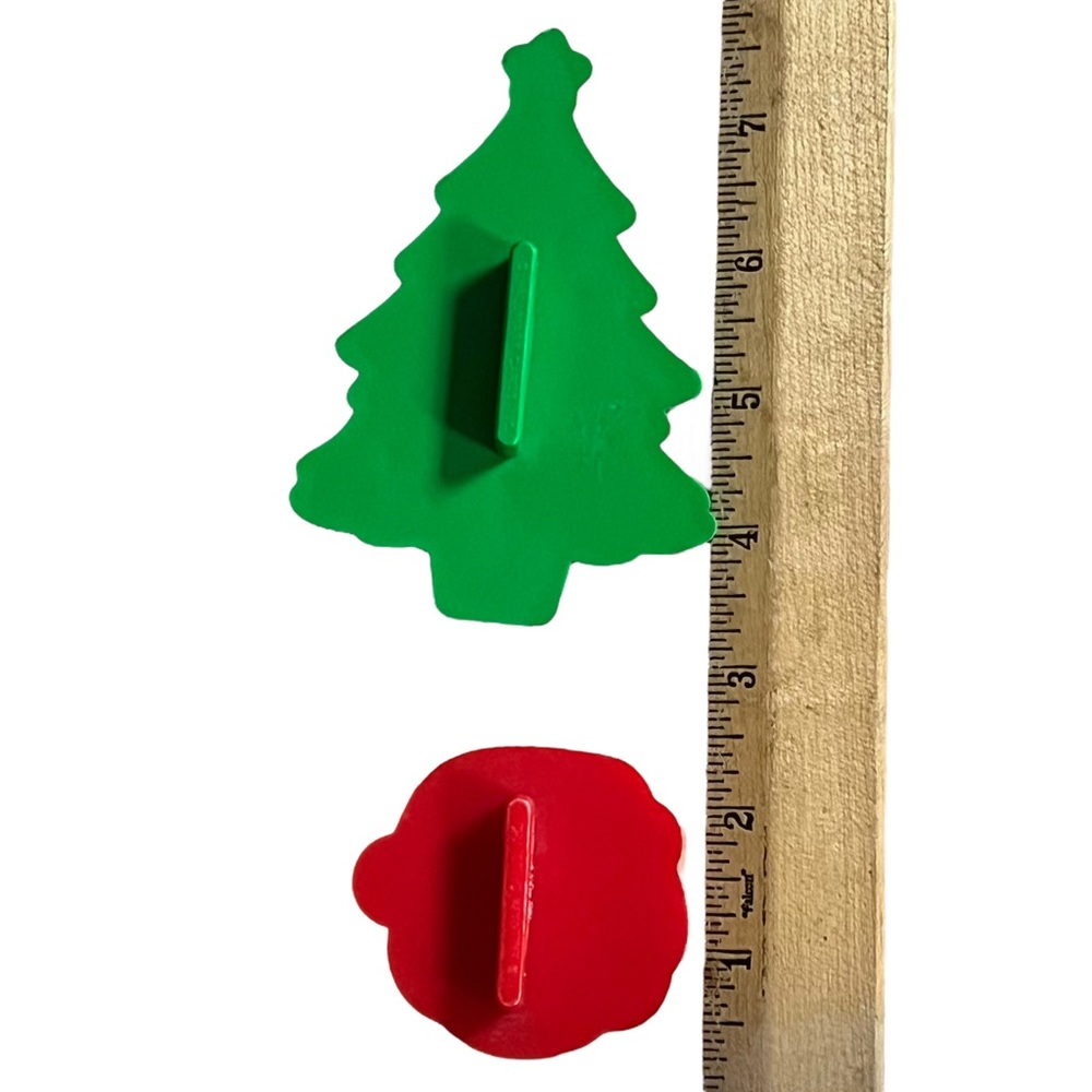 Two Vintage Hallmark Cookie Cutters Christmas Tree Santa - Picture 2 of 4